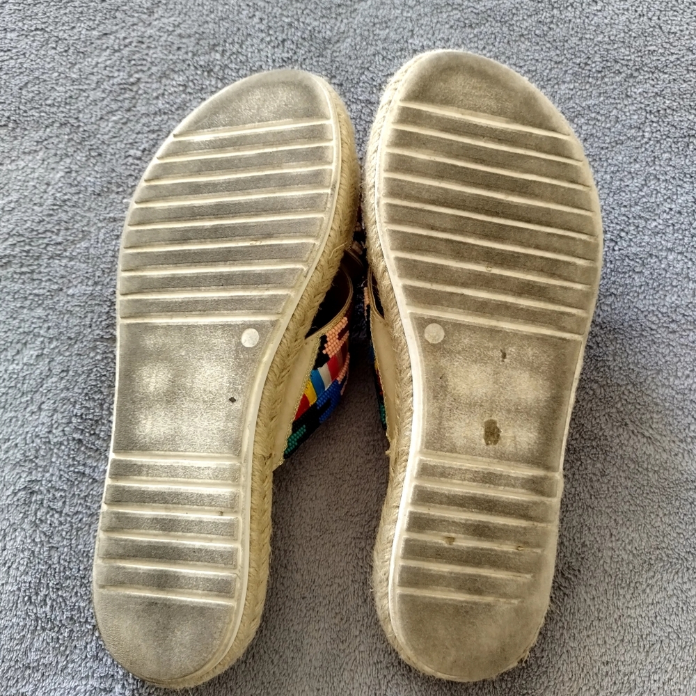 Steve Madden Beaded Cross Boho Slide In Sandals Sz 9 - Picture 6 of 7